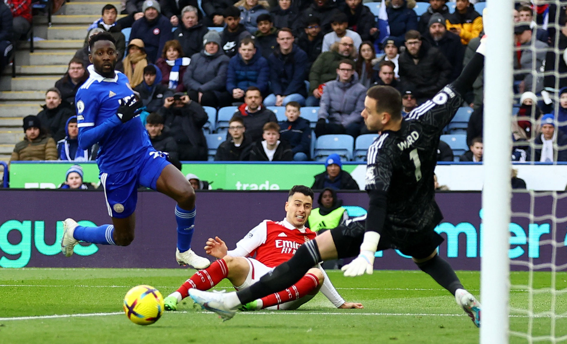 的防守和巧 的防守和巧