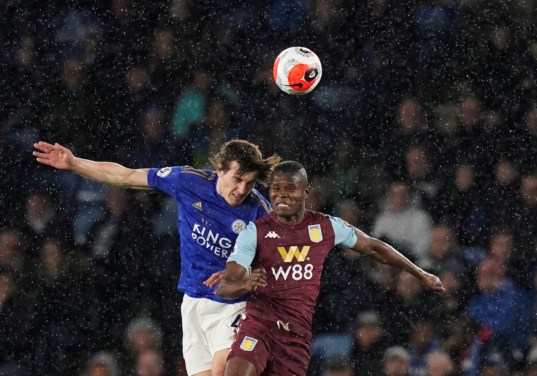 在讨论拉基 在讨论拉基